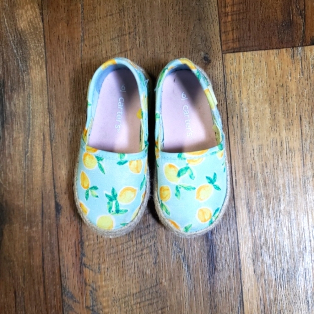 Toddler Girls Sz 6 Carter's Playful Lemon Design Slip-On Shoes